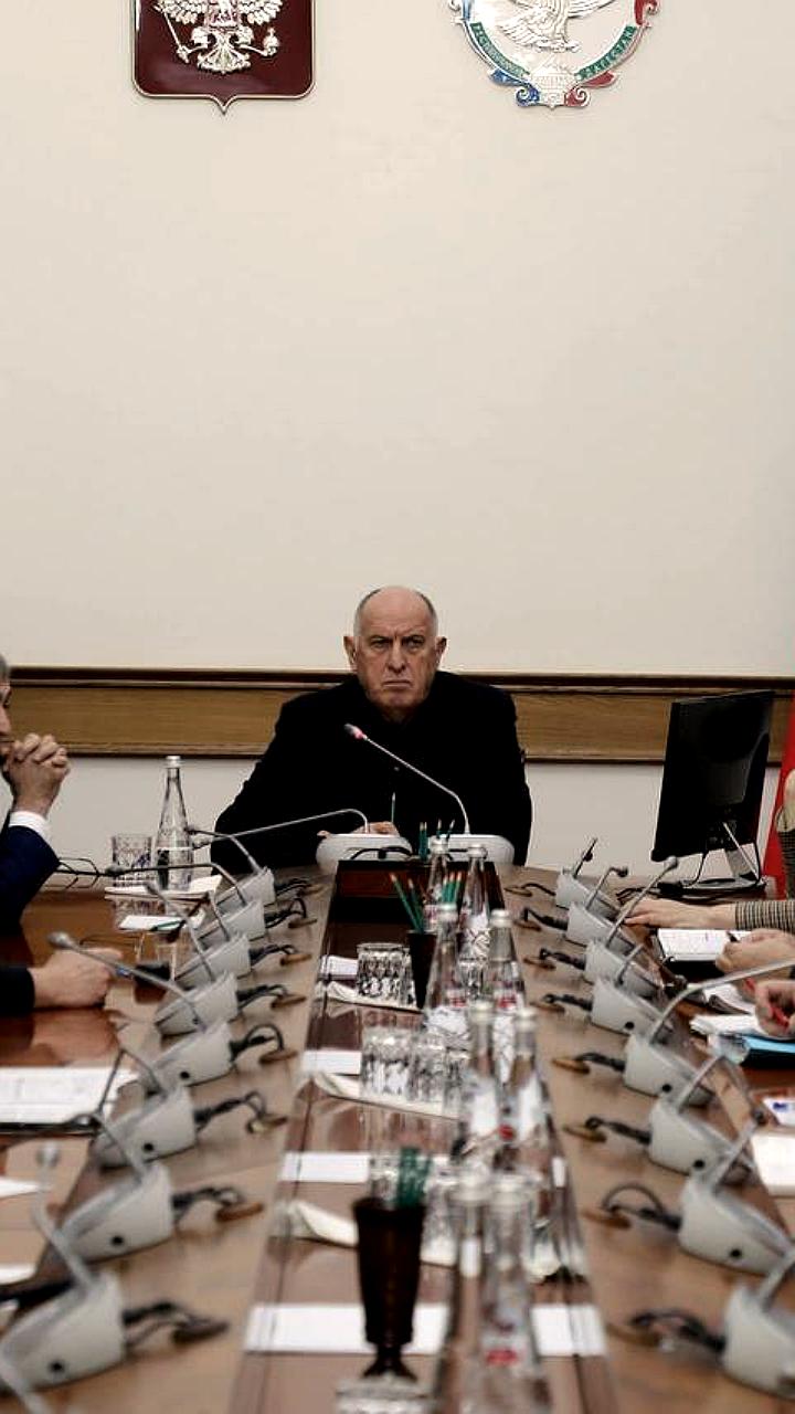 Заседание штаба по безопасности электроснабжения в Дагестане в связи с прогнозом сильного ветра