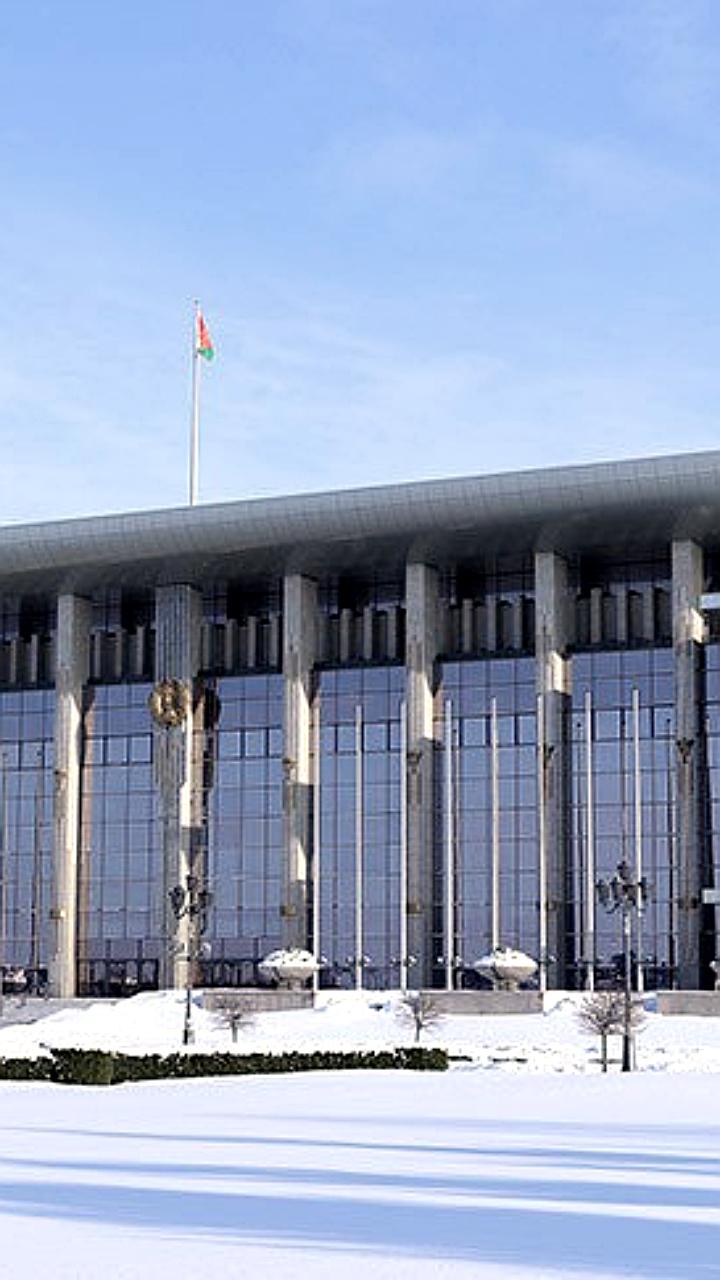 Лукашенко подписал указ о снижении административной нагрузки в Беларуси