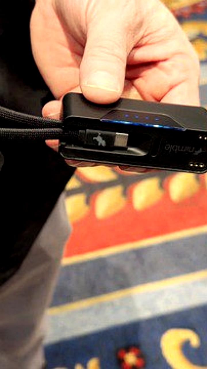 Nimble представила пауэрбанк Champ Stack 10K с возможностью деления на две части