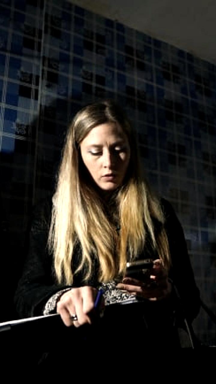 В Якутске продолжаются работы по восстановлению электроснабжения