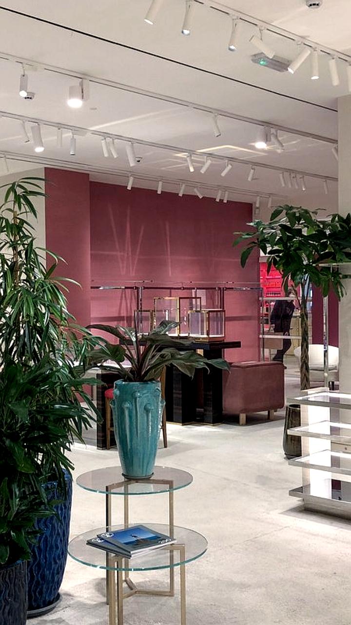 Уход 25 fashion брендов с российского рынка: рост аренд и снижение покупательской активности