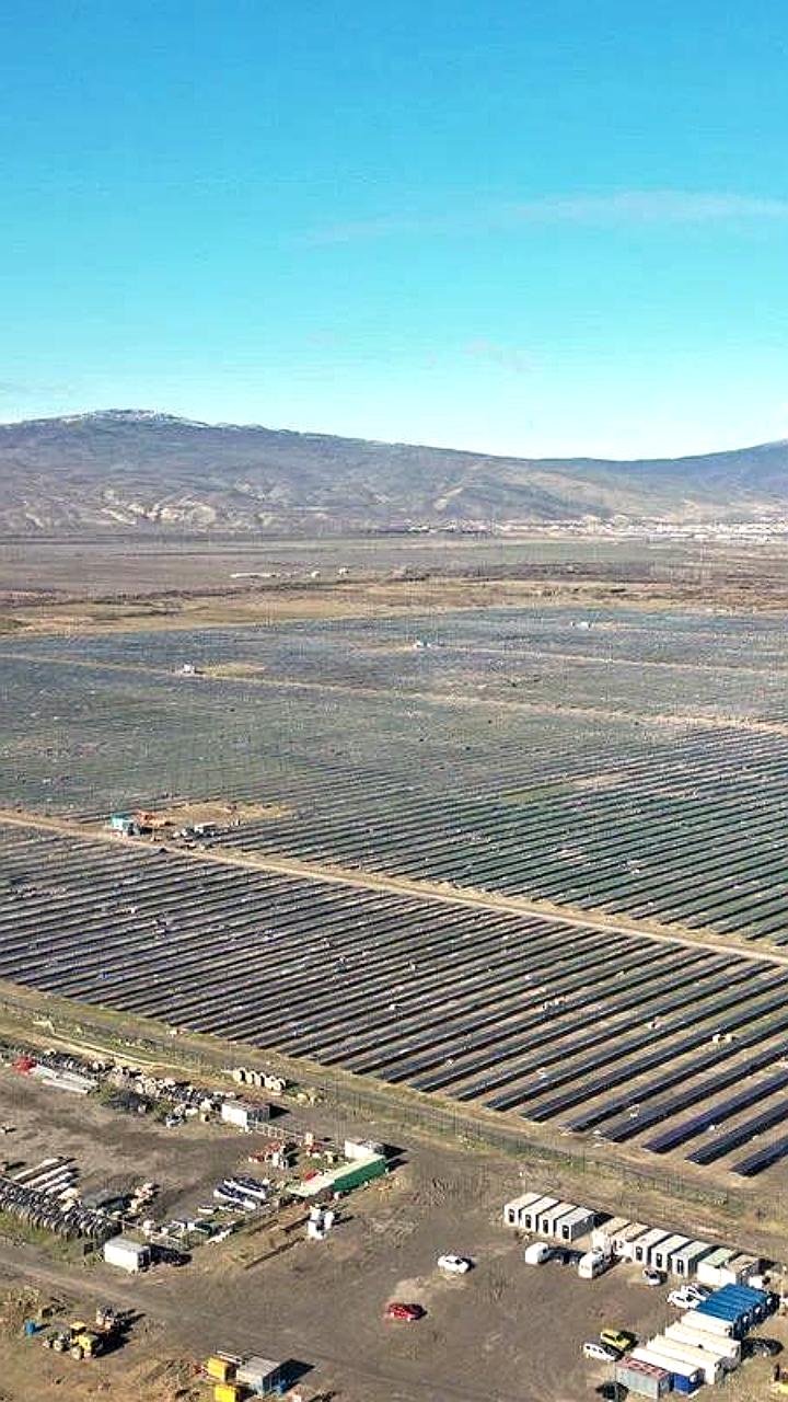 Завершено строительство крупнейшей солнечной электростанции в Дагестане