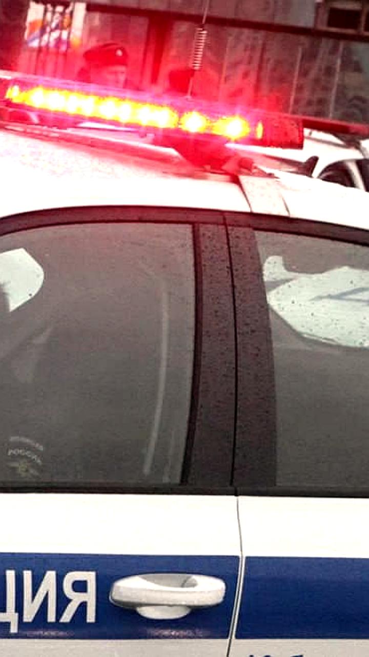 В Уссурийске задержана женщина за повреждение автомобиля скорой помощи