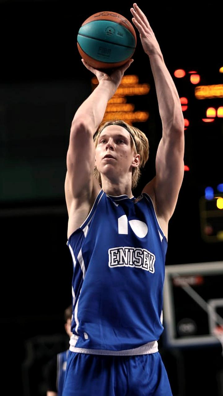 Енисей одержал победу над Локомотивом Кубань в матче Единой лиги ВТБ