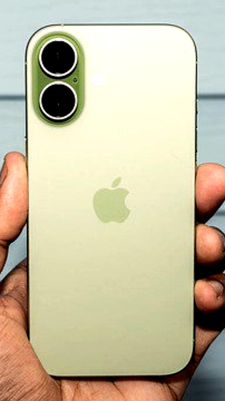 Apple вновь возглавила мировой рынок смартфонов благодаря iPhone 17