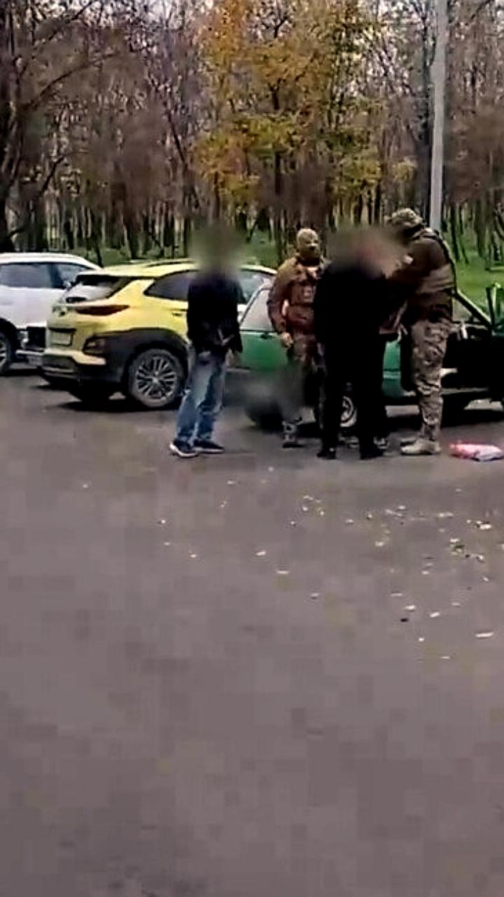 Задержание подростка из Мариуполя за сбор данных для украинской разведки