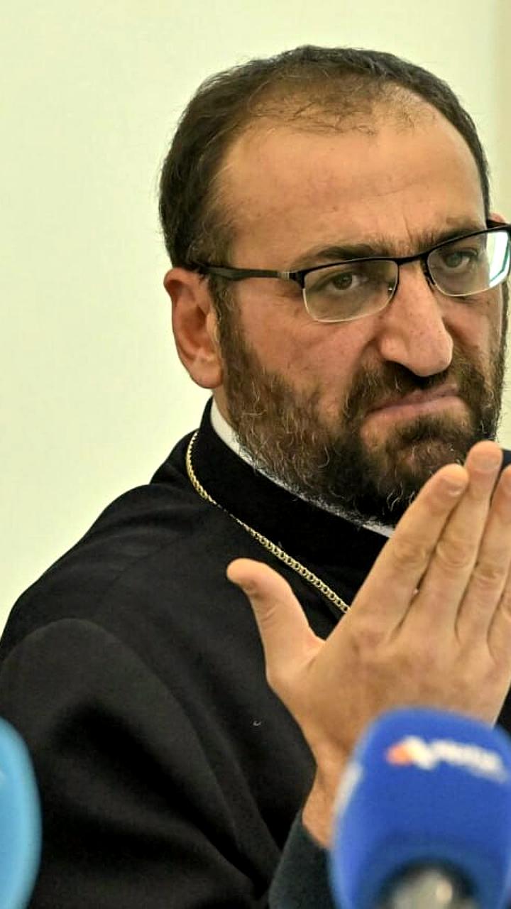 Апелляционный суд Армении рассмотрит жалобу на арест архиепископа Хачатряна