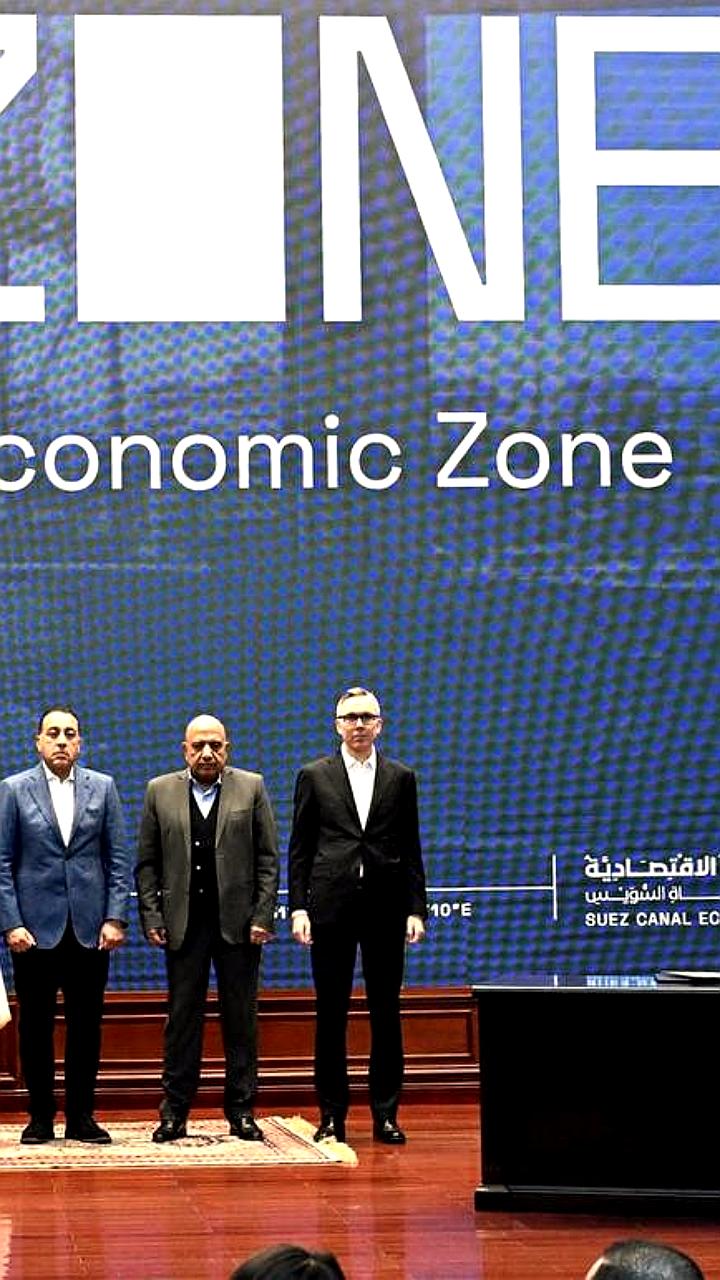 Египет подписал соглашения на 1,8 млрд долларов для развития возобновляемой энергии