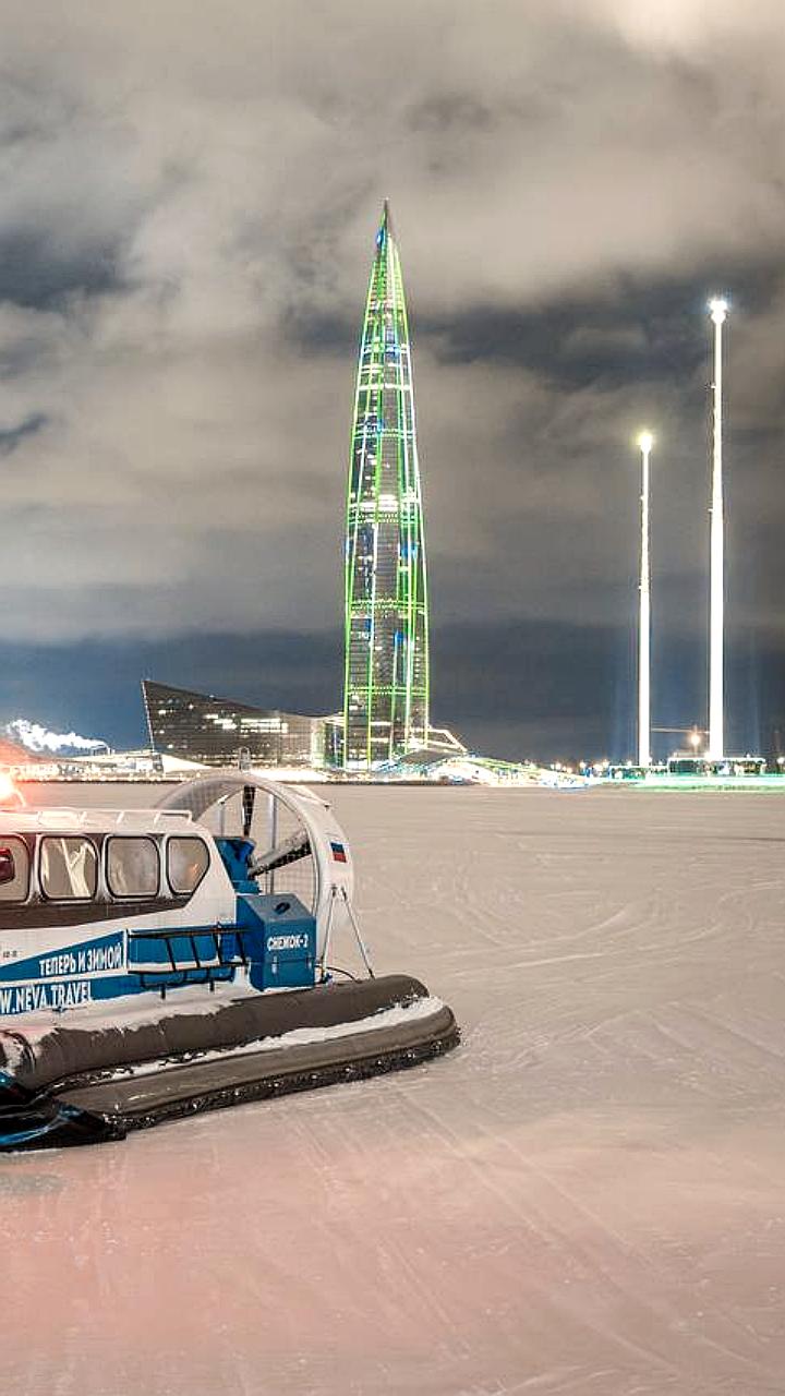 Запуск зимней навигации на судах на воздушной подушке в Петербурге 15 января 2026 года