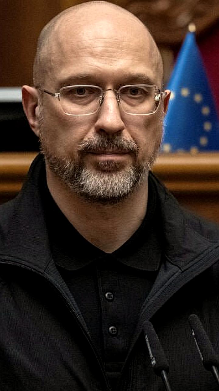 Верховная Рада рассматривает кадровые изменения, включая отставки Шмыгаля и Малюка