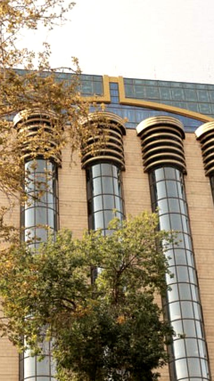 Центробанк Узбекистана исследует выпуск цифрового сума