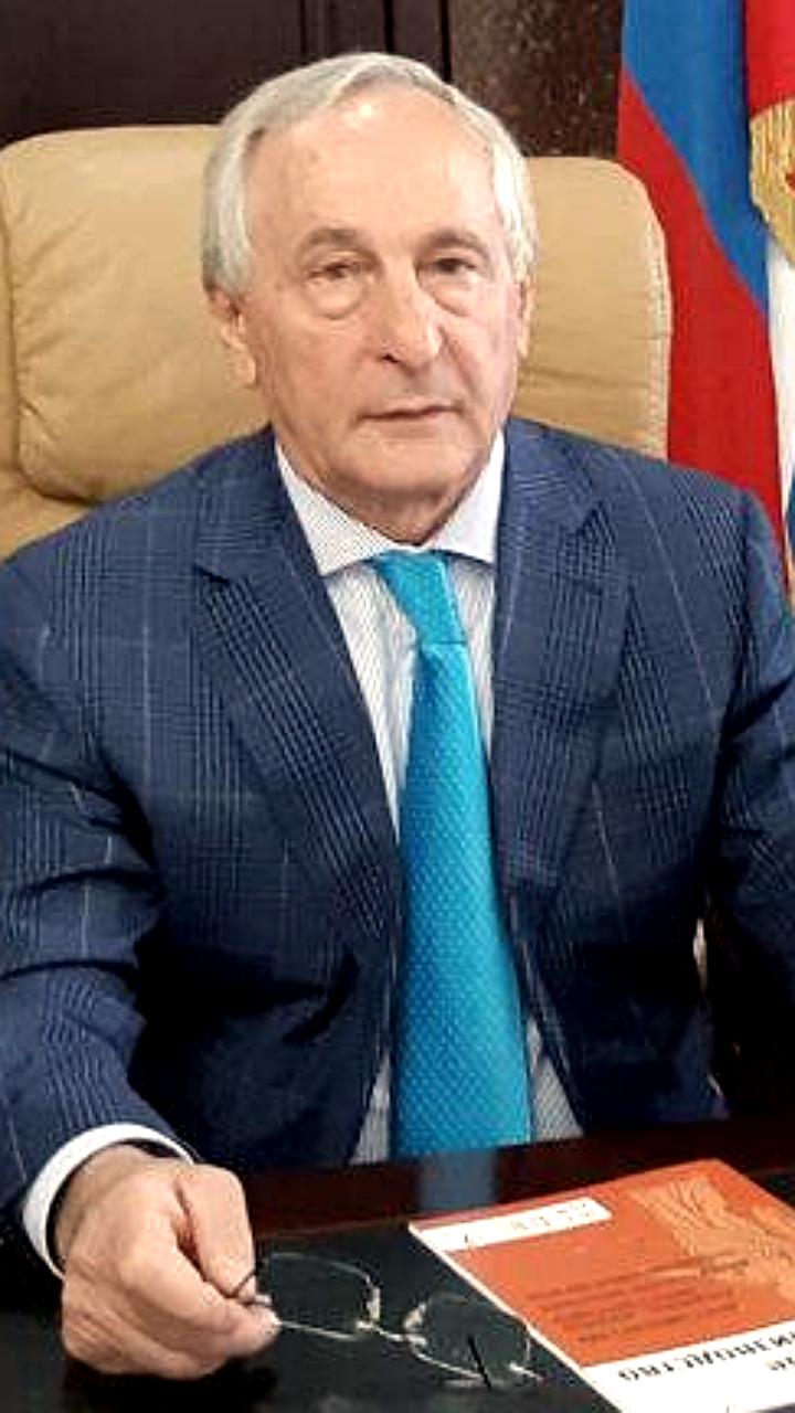 Суд подтвердил изъятие активов экс-главы ВС Адыгеи Аслана Трахова