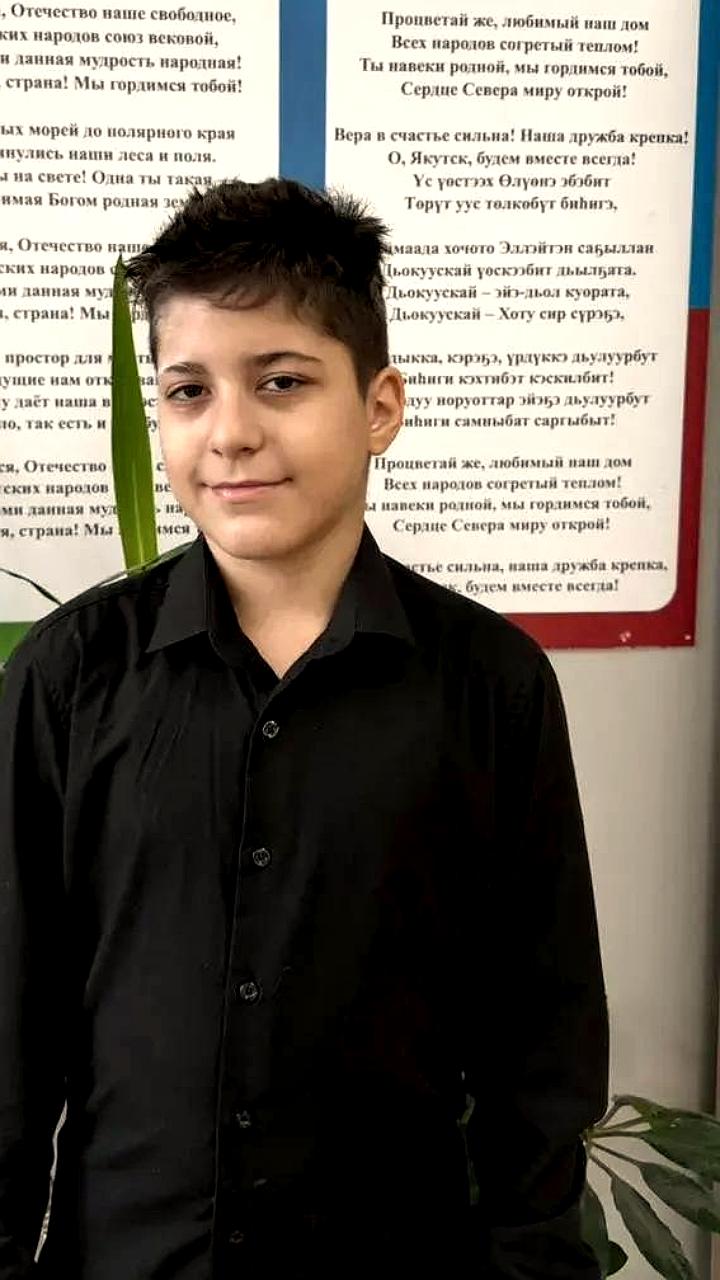 Школьник из Якутска спас мужчину с инсультом на улице