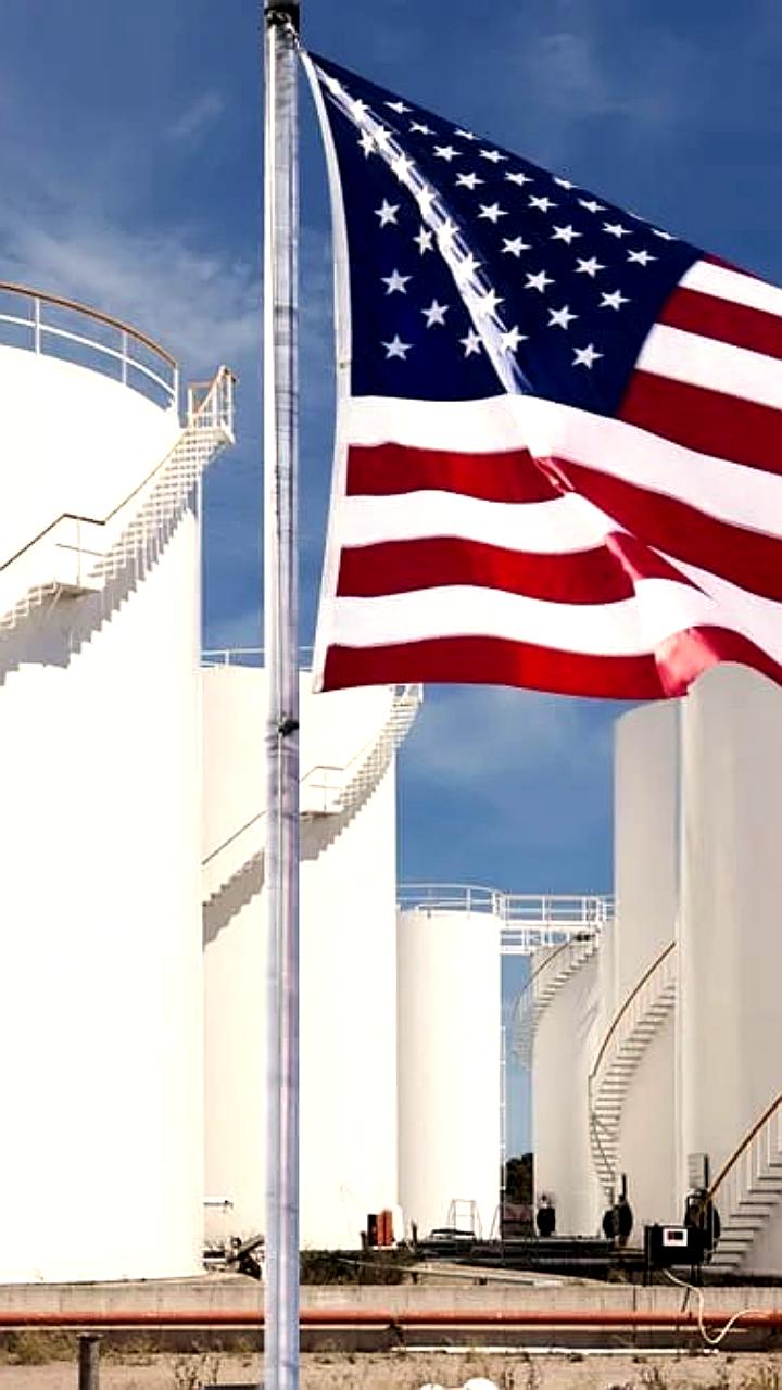 Запасы нефти в США выросли на 5,3 млн баррелей за неделю