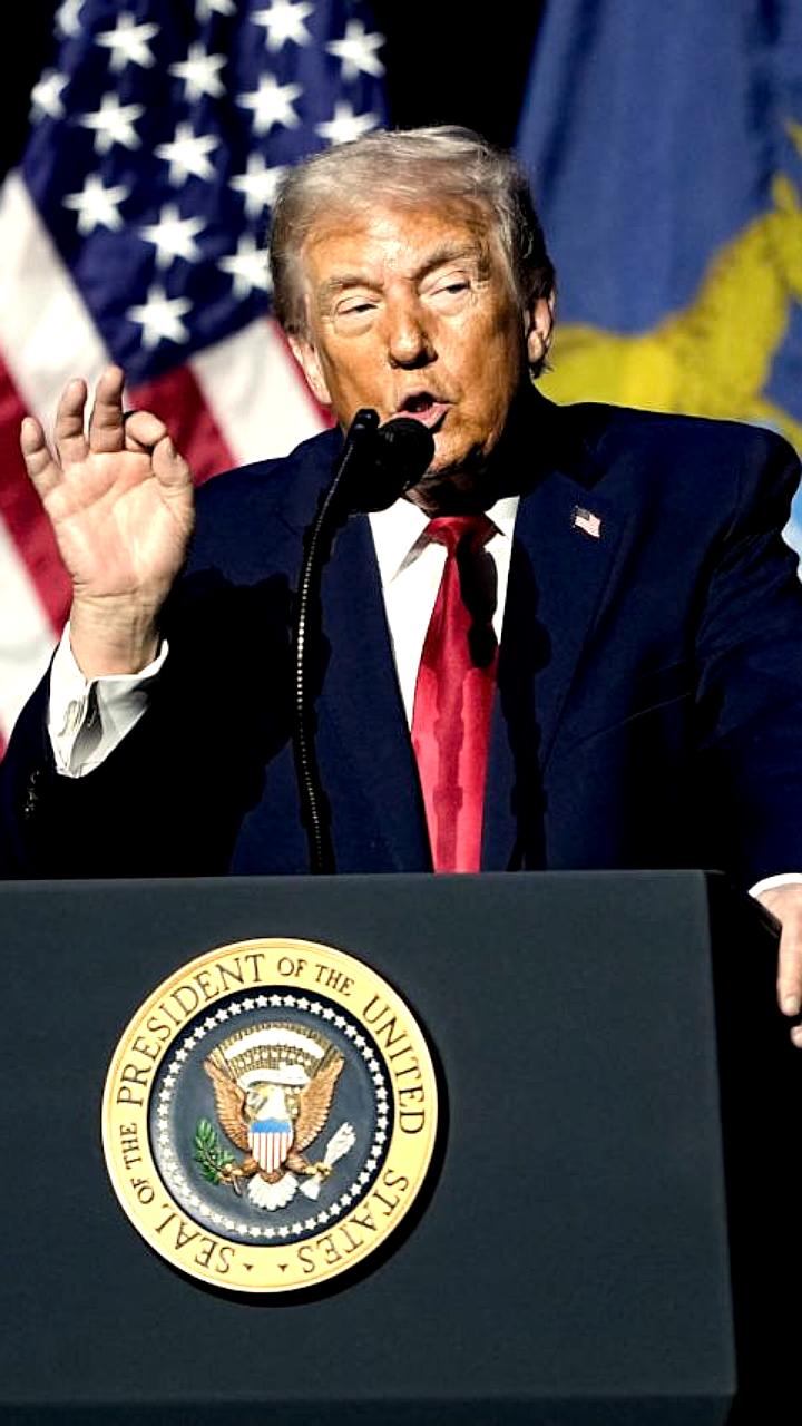 Трамп прекращает финансирование городов убежища для мигрантов с 1 февраля