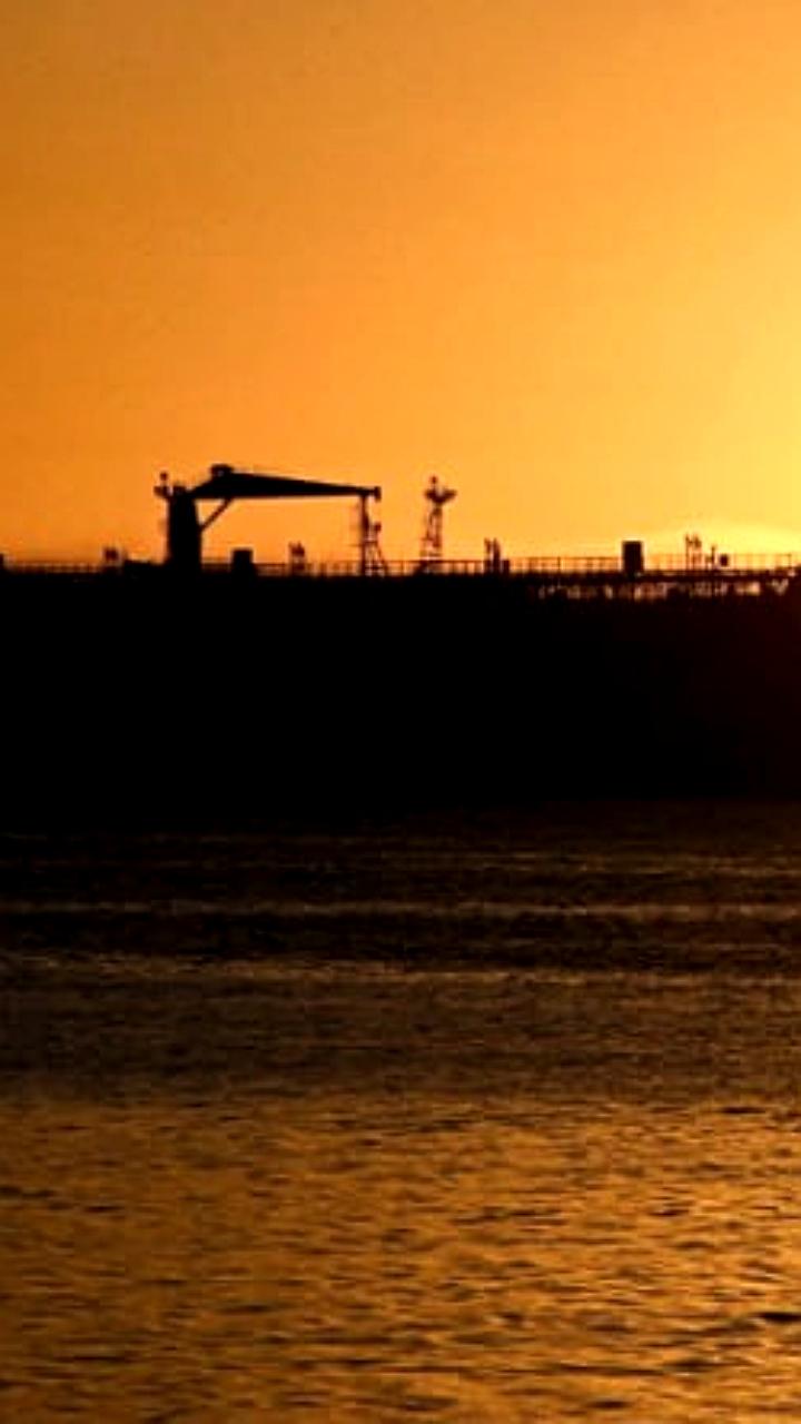 Евросоюз снижает потолок цен на российскую нефть до 44,1 доллара за баррель с 1 февраля