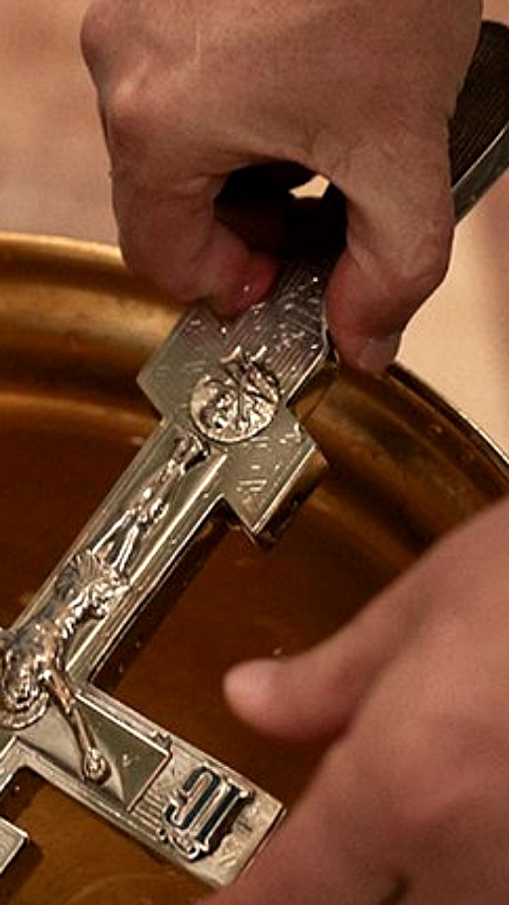 Подготовка к празднику Крещения Господня в Салехарде