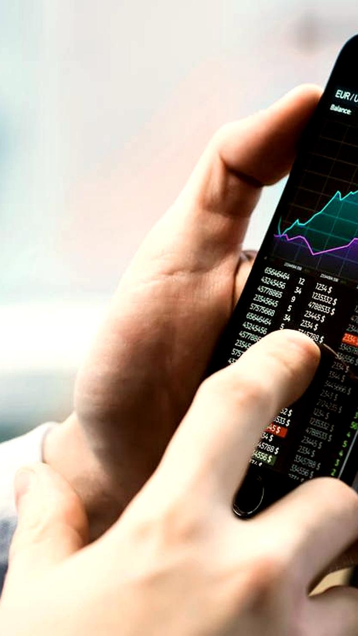 Рекордные инвестиции в ПИФы и фонды денежного рынка в 2025 году