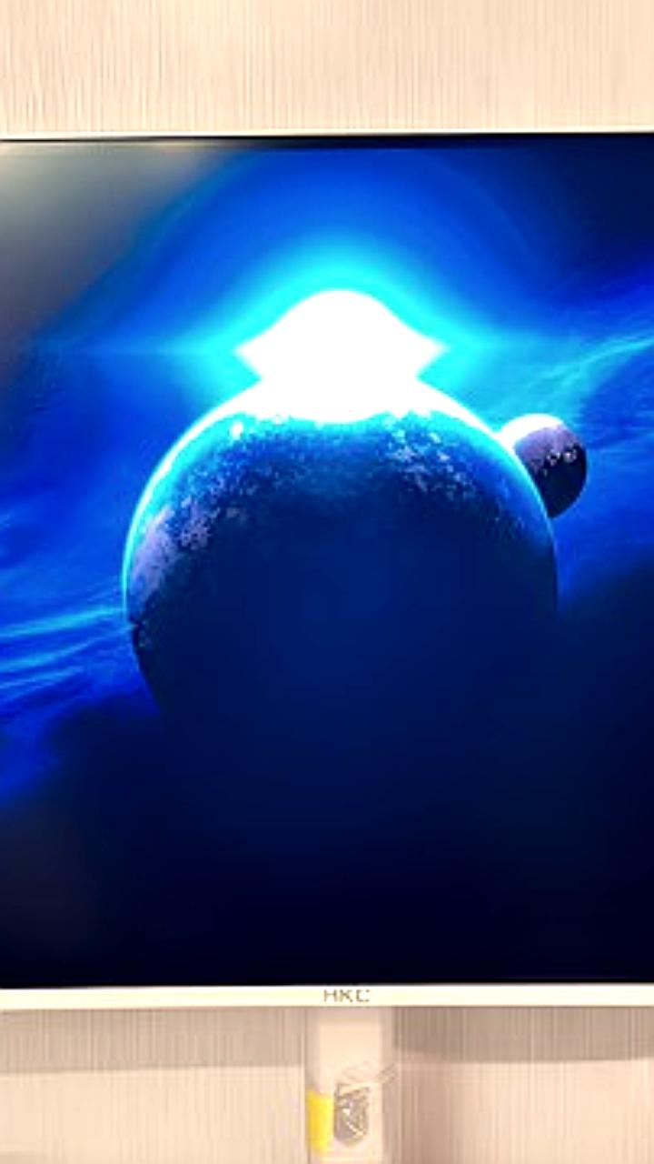 HKC представляет 36,5-дюймовый Mini LED монитор с 8K разрешением на CES 2026