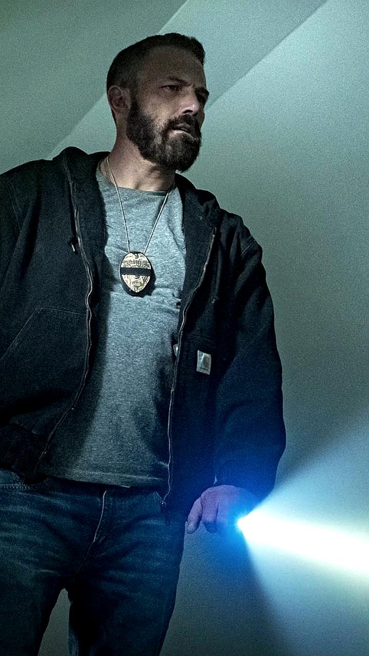 На Netflix вышел криминальный триллер 'Лакомый кусок' с Мэттом Дэймоном и Беном Аффлеком