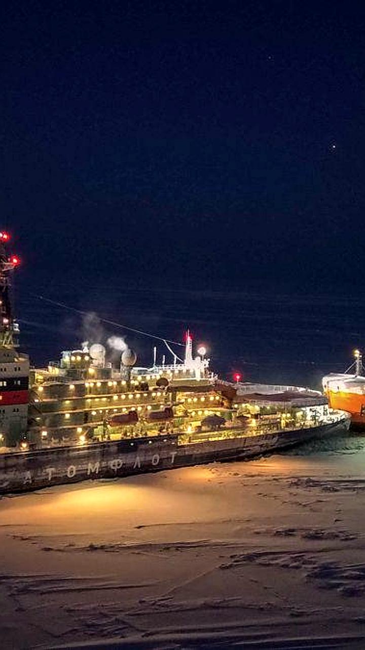 Уникальная проводка судна Норильский Никель атомным ледоколом Сибирь завершена