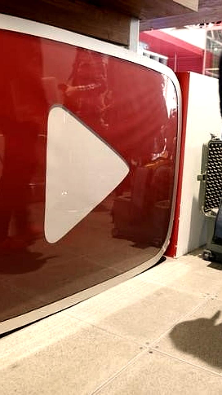 BBC и YouTube заключают соглашение о создании программ для привлечения молодежной аудитории