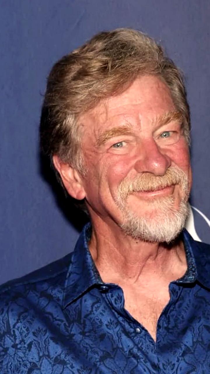 Умер сценарист мультфильма 'Король Лев' Роджер Аллерс