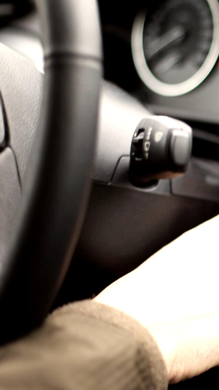 Эксперты рекомендуют прогревать двигатель автомобиля зимой для увеличения срока службы