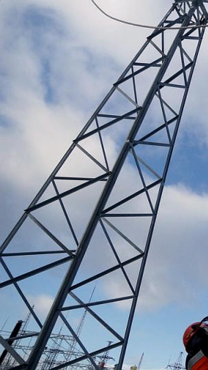 Авария на электросетях оставила часть Крыма без света