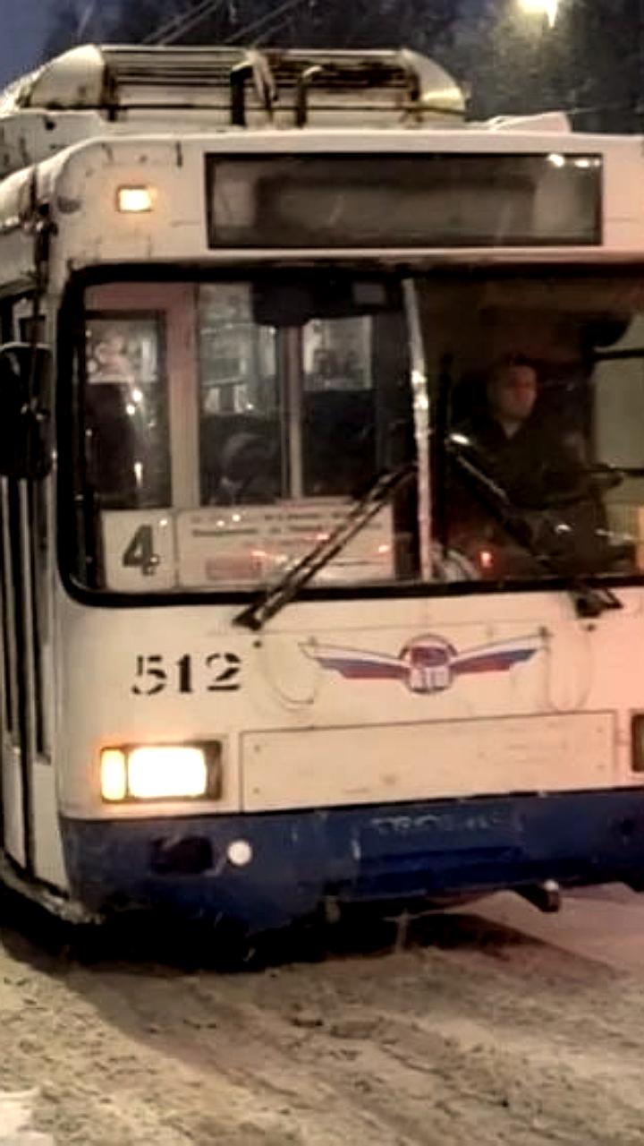 В Кирове восстановлено движение троллейбусов N4 и N7 после ремонта кабеля