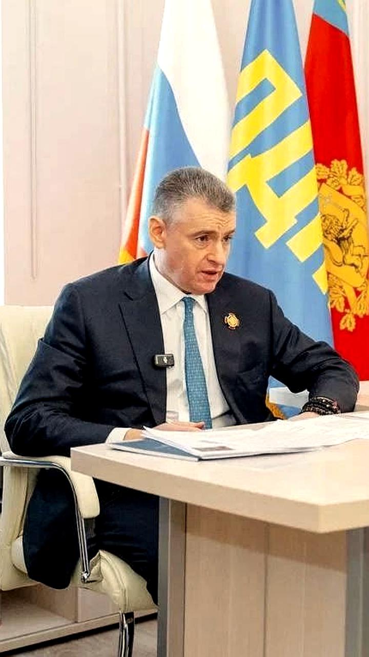 Леонид Слуцкий обсудил транспортные проблемы Покрова с местными жителями