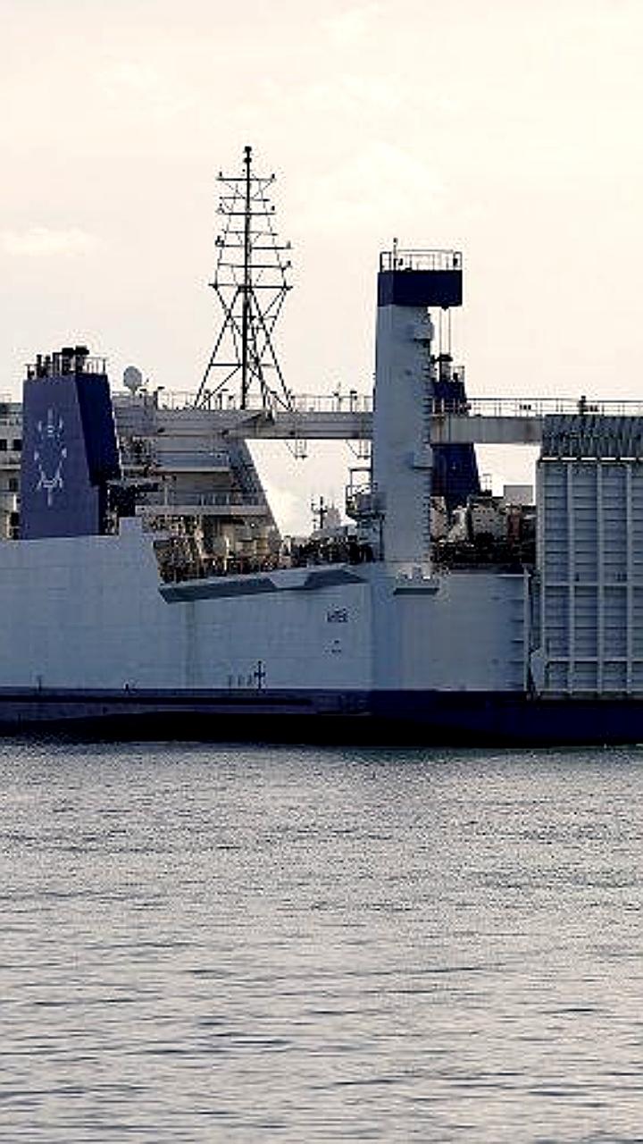 Паром Антей останется в Усть Луге до конца января из-за недостаточной загрузки