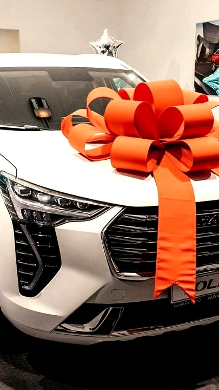 Сокращение шоурумов китайских автомобильных брендов в России в 2025 году