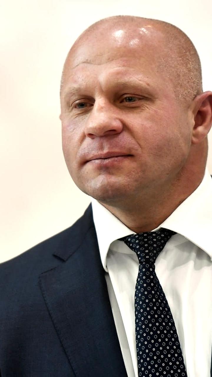 Фёдору Емельяненко присвоено звание Заслуженного тренера России по самбо