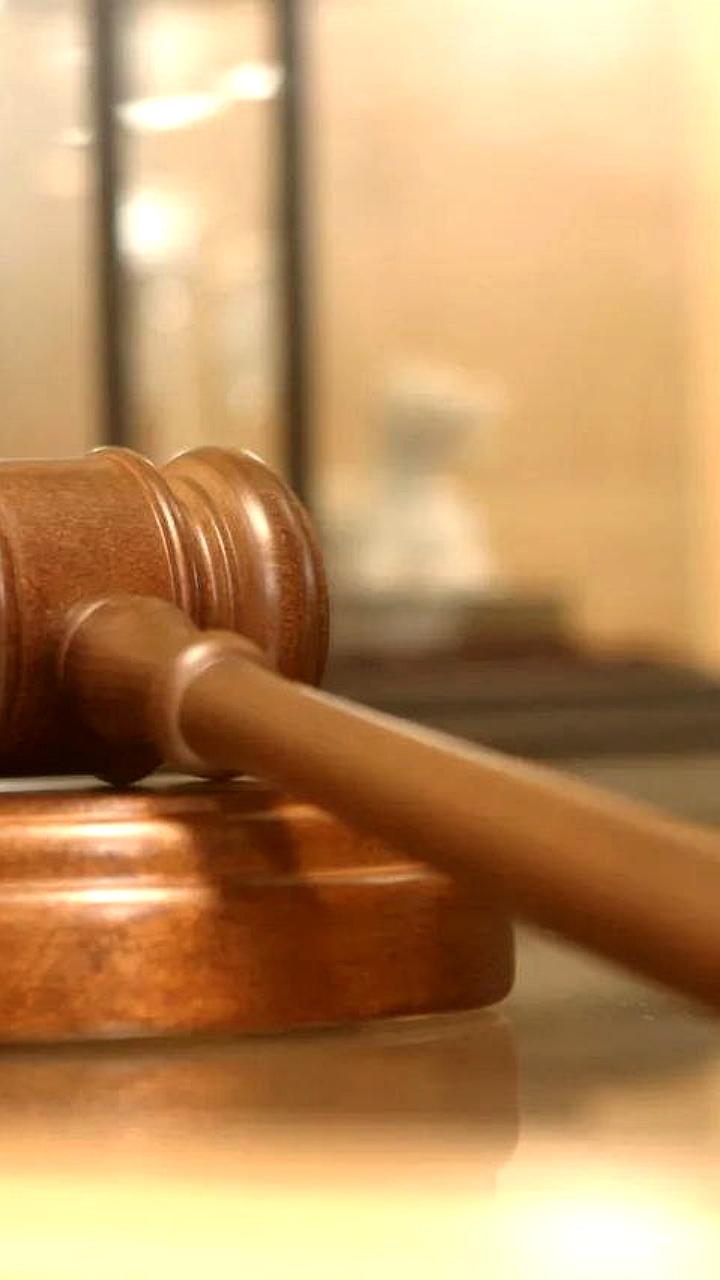 Коррупционные скандалы в России: задержания и новые обвинения