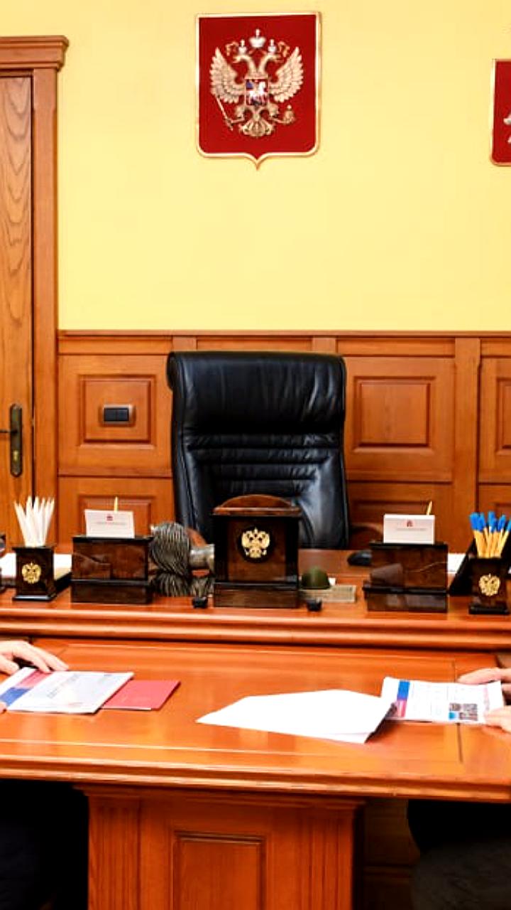 Обсуждение достижений и планов Гомельской области на встрече с Иваном Крупко