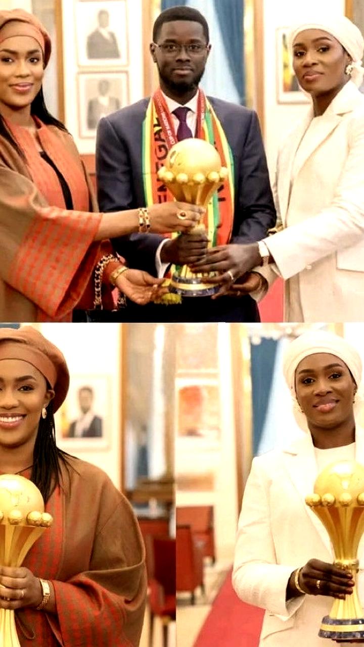 Президент Сенегала отпраздновал победу на Кубке Африки с двумя жёнами