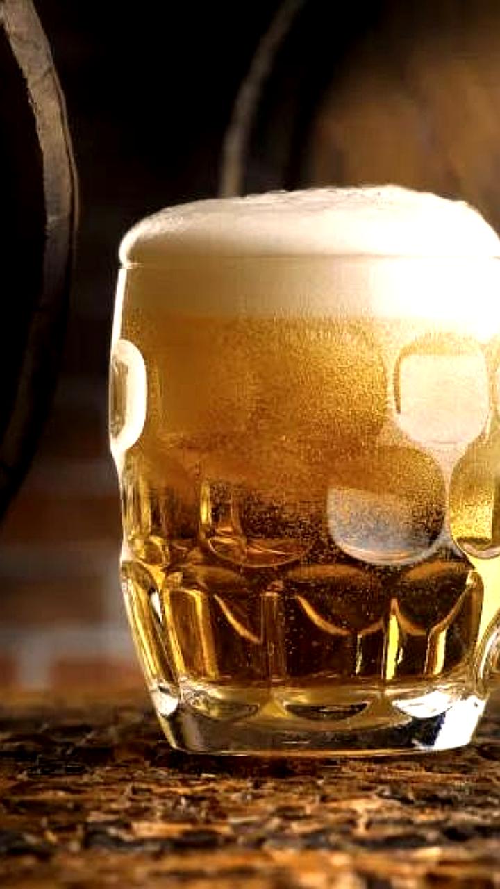 Снижение продаж пива в России: экономия россиян приводит к переполнению складов