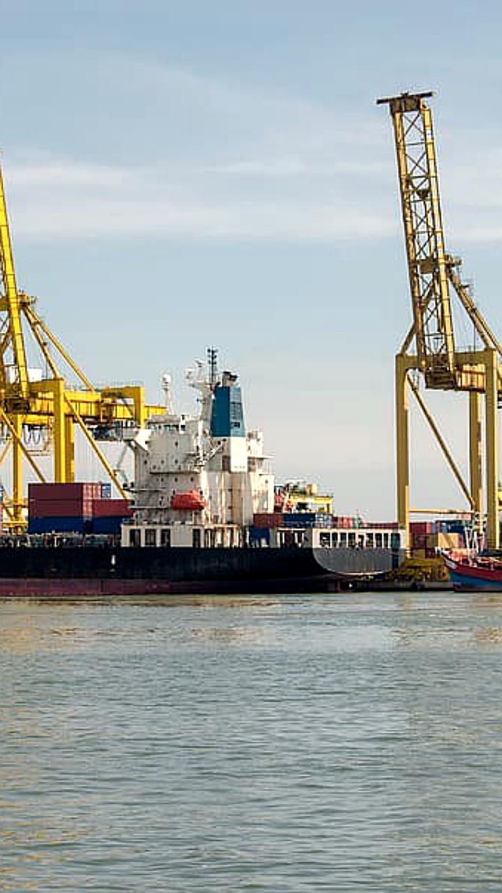 В Москве протестирован безэкипажный катер нового поколения перед навигацией