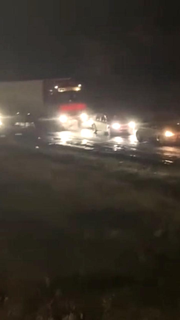 Проблемы с парковкой грузовиков усугубляют ситуацию на улицах Череповца и Новосемейкино