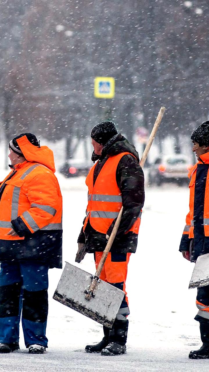 Госдума: Один россиянин может заменить до четырех мигрантов в ЖКХ