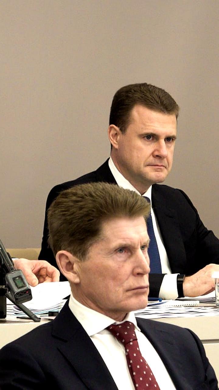 Прием по вопросам здравоохранения в Волгограде и заседание штаба в Старобешевском округе