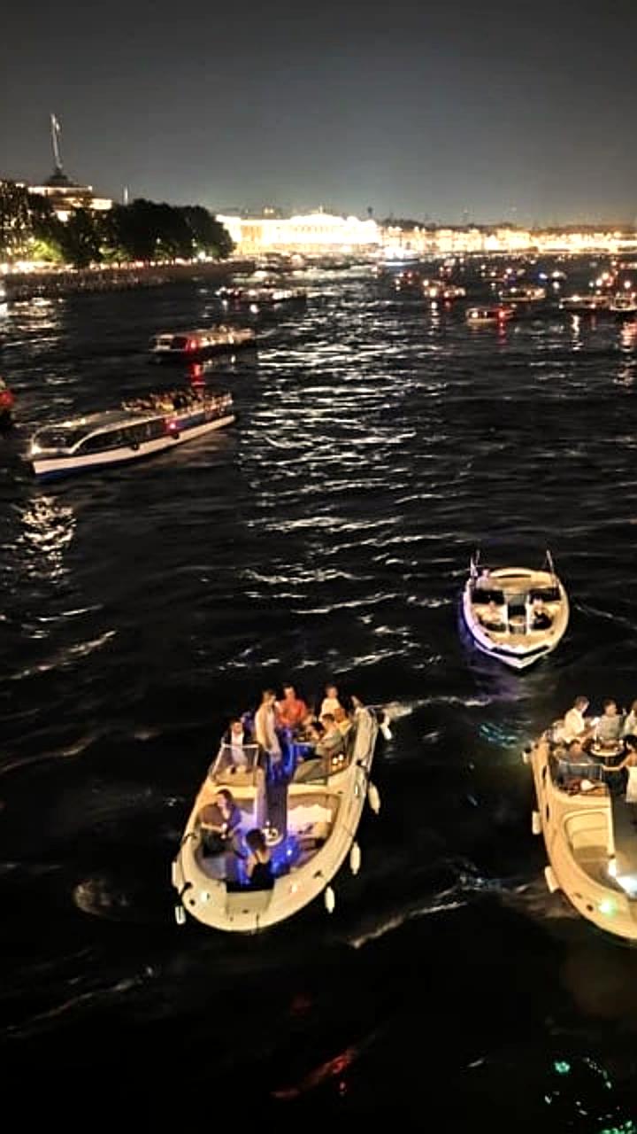 Экологическая ситуация в Буграх требует вмешательства властей и контроля за акваториями Петербурга