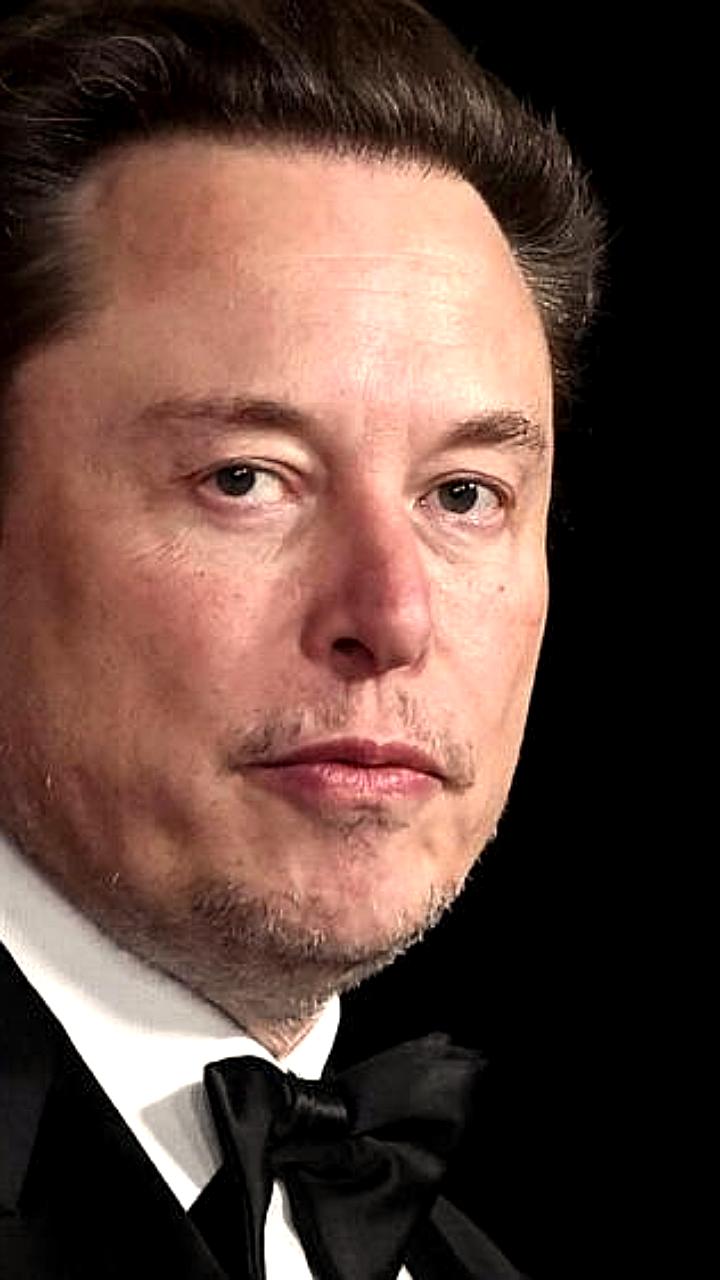 Илон Маск возвращается в политику для поддержки республиканцев перед промежуточными выборами