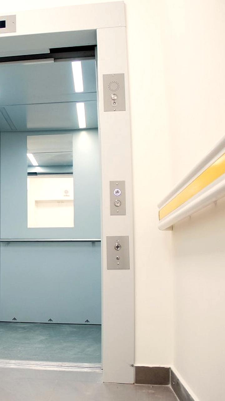 В Подмосковье обновят лифты в 15 домах Красногорска и 13 домах Мытищ