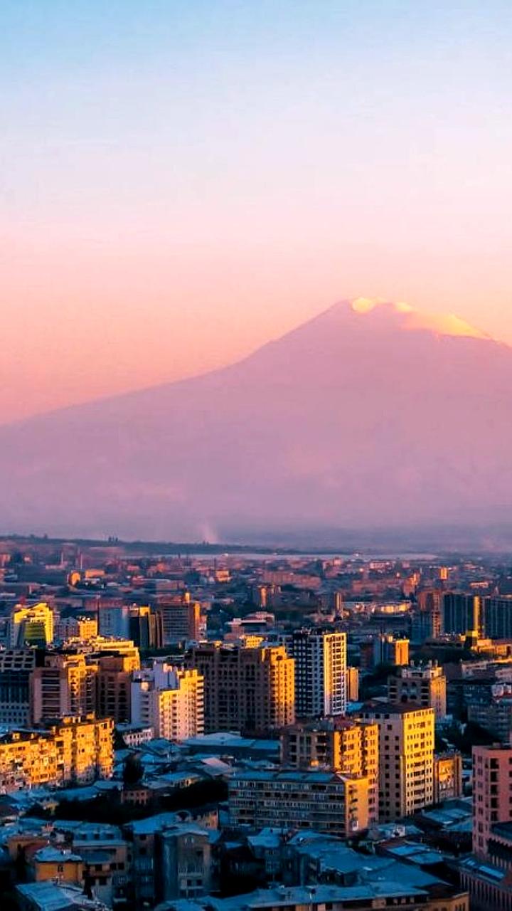 Парламент Армении одобрил поправки к правилам получения ВНЖ и ПМЖ для иностранцев