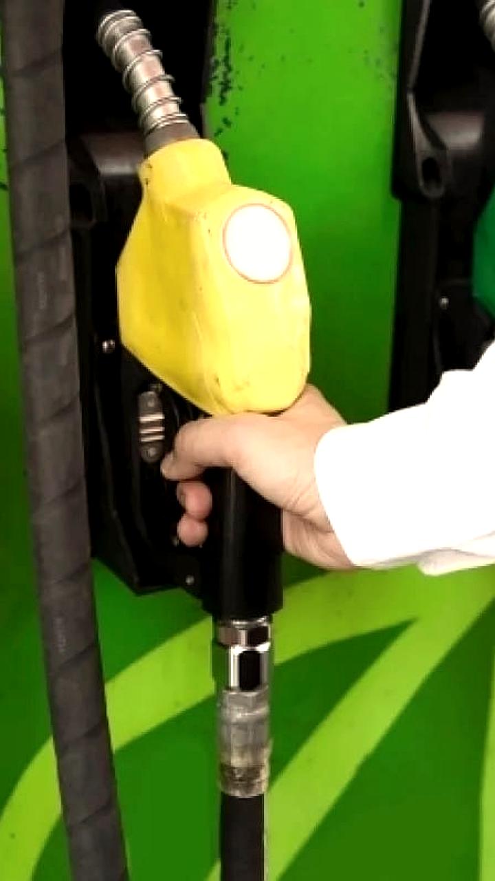 Цены на бензин и дизельное топливо продолжают расти в Волгоградской и Воронежской областях