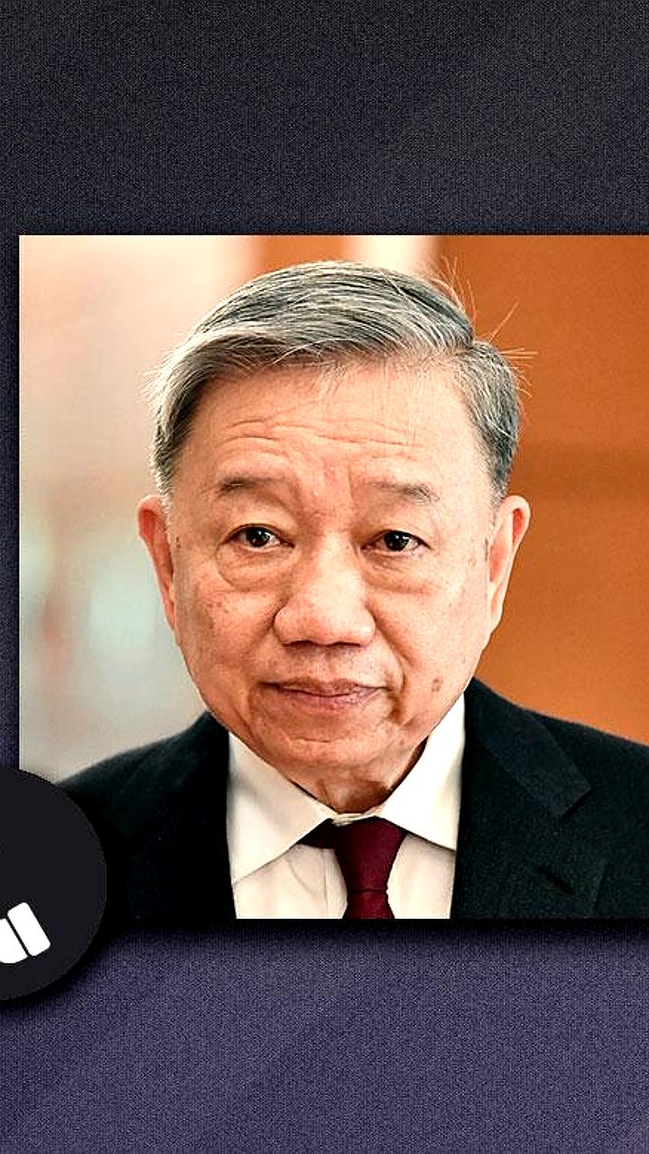 Си Цзиньпин поздравил То Лама с переизбранием на пост генсека КПВ