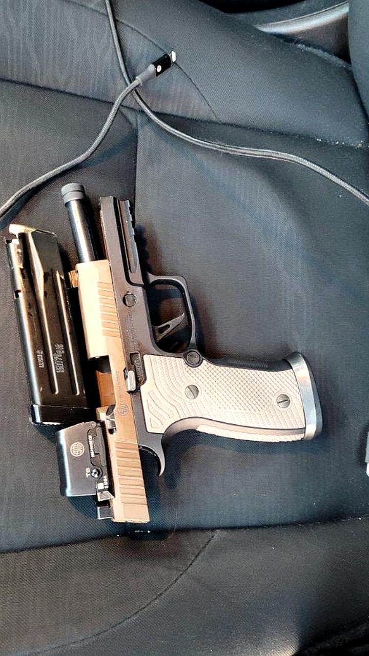 Федеральные агенты застрелили мужчину в Миннеаполисе во время инцидента с протестом