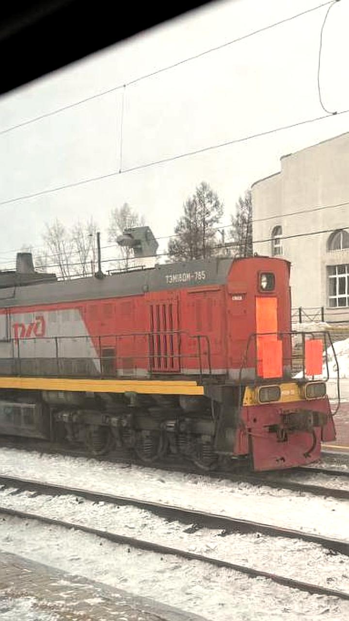 Прокуратура устраняет нарушения безопасности на железнодорожных переездах Пскова и проверяет услуги пассажиров в Свердловской области